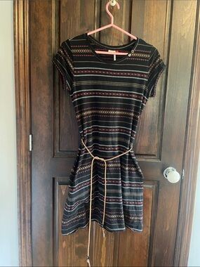Magwear casual dress with a beaded belt